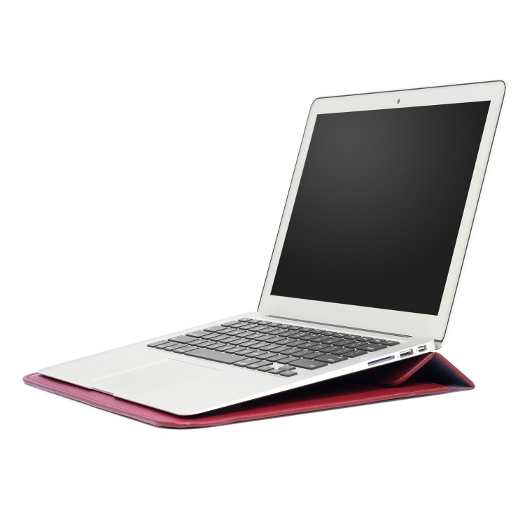 MacBook Air на підставці з конверта Escase під робочим кутом MacBook Air на підставці з конверта Escase під робочим кутом