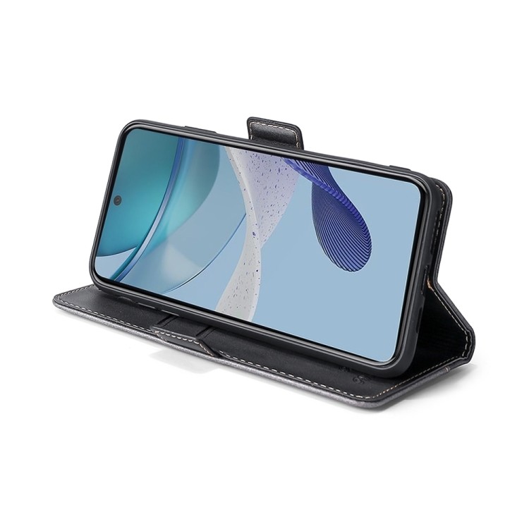 Интерьер чехла с силиконовым каркасом и слотами для карт Интерьер чехла с силиконовым каркасом и слотами для карт