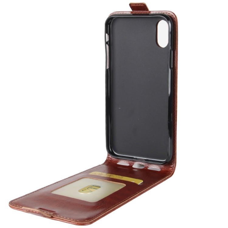 Кожаный флип чехол на iPhone X/Xs со слотом для кредитной карты коричневый