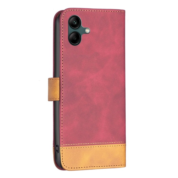 Стильный внешний вид и практичные слоты для карт Стильный внешний вид и практичные слоты для карт