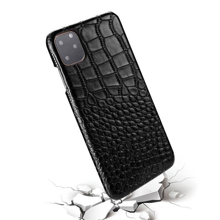 Кожаный чехол ЕсКейс Крокодайл Скин-лайк для Айфон 11 Про-черный