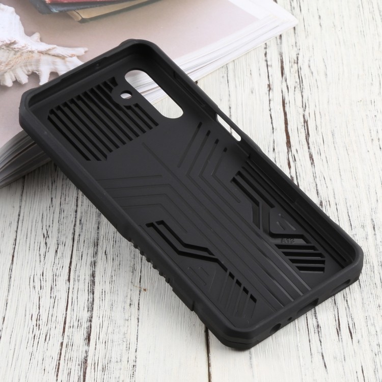 Высококачественные материалы и эргономичность Высококачественные материалы и эргономичность