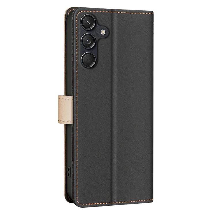 Детальный вид слотов для карт и RFID-защиты Детальный вид слотов для карт и RFID-защиты