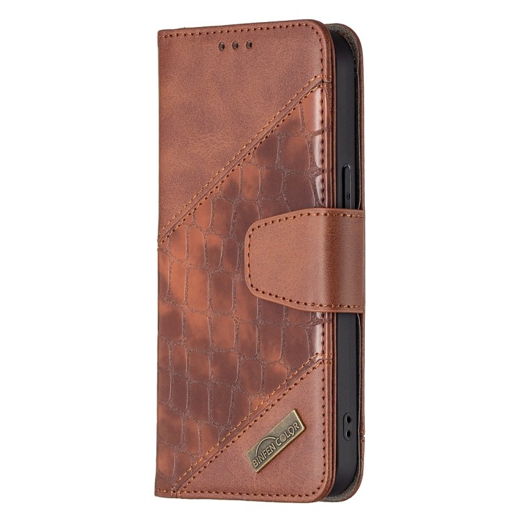 Чехол-книжка Matching Color Crocodile Texture на iPhone 13 - коричневый  Чехол-книжка Matching Color Crocodile Texture на iPhone 13 - коричневый