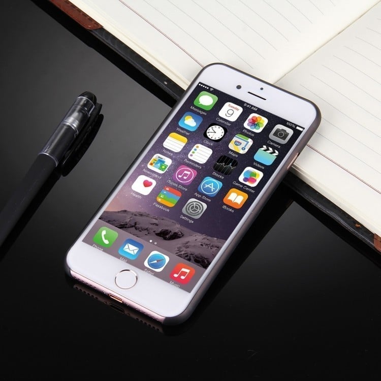 Ультратонкий Полупрозрачный Чехол с Защитой Камеры Черный для iPhone SE