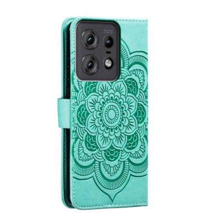 Чехол-книжка Sun Mandala Embossing Pattern для Motorola Edge 50 Pro - зеленый
