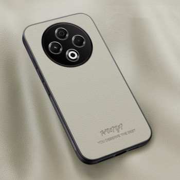 Чехол HUIYI Leather Magnetic на Tecno Spark 30 4G — белый