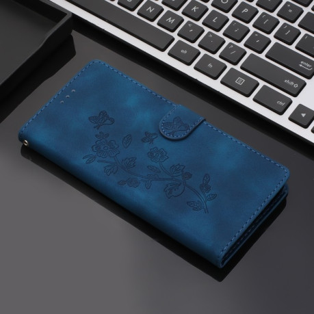 Чехол-книжка Flower Butterfly Embossing для Motorola Edge 50 5G - синий