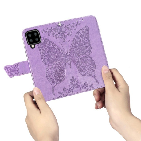 Чехол-книжка Butterfly Love Flower Embossed на Samsung Galaxy M32/A22 4G - светло-фиолетовый