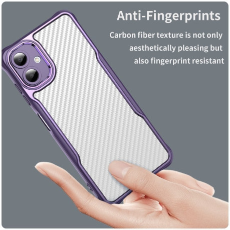 Ударозащитный чехол Carbon Fiber Texture Translucent на Samsung Galaxy A06 4G - фиолетовый