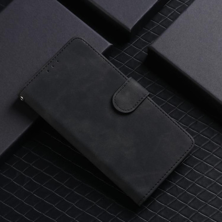 Чохол-книжка Retro Skin Feel Business Magnetic Motorola Moto G05 - чорний