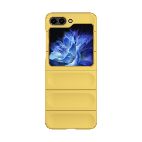 Противоударный чехол Skin Feel Magic Shield для Samsung Galaxy Flip 5 - желтый