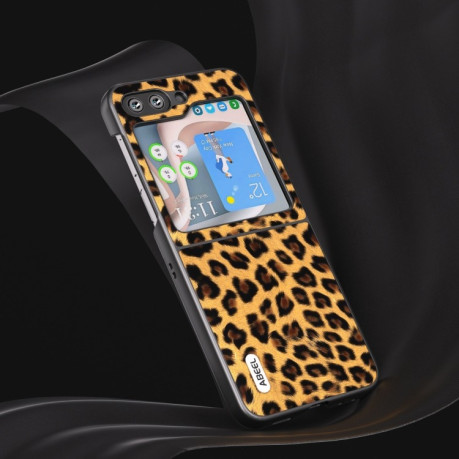 Противоударный чехол ABEEL Black Edge Leopard для Samsung Galaxy Flip 5 - золотой