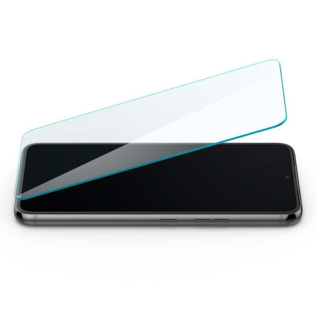 Защитное каленое стекло Spigen Glass.Tr Slim для Samsung Galaxy S22 Plus