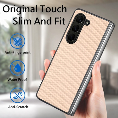 Противоударный чехол Carbon Fiber Texture для Samsung Galaxy Fold 5 - Apricot