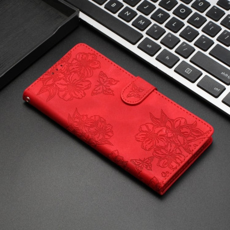 Чехол-книжка Cherry Blossom Butterfly Skin Feel Embossed на Motorola Edge 50 5G - красный