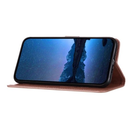 Чехол-книжка Embossed Butterfly для Infinix Smart 8 Plus / Smart 8 Pro - золото