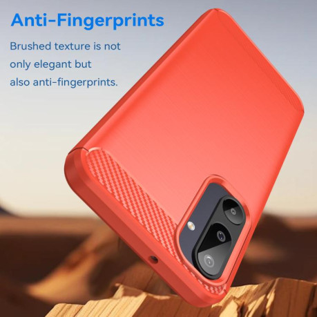 Противоударный чехол Brushed Texture Carbon Fiber на Samsung Galaxy M16 5G - красный