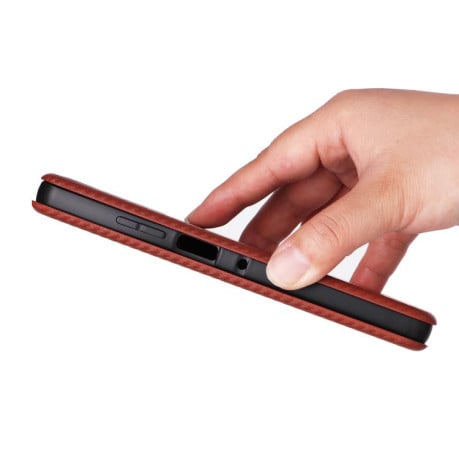 Чохол-книжка Carbon Fiber Texture на Motorola Moto G56 - коричневий