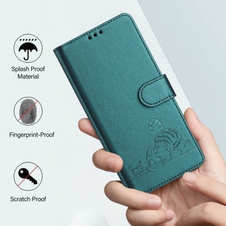 Чохол-книжка Cat Embossing Pattern на Realme C65 4G Global - зелений