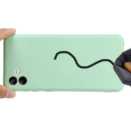 Силиконовый чехол Solid Color Liquid Silicone на Samsung Galaxy A04 - зеленый