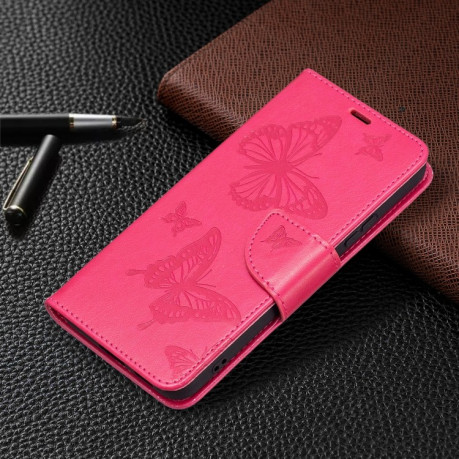 Чехол-книжка Butterflies Pattern на Samsung Galaxy S22 Plus 5G - пурпурно-красный