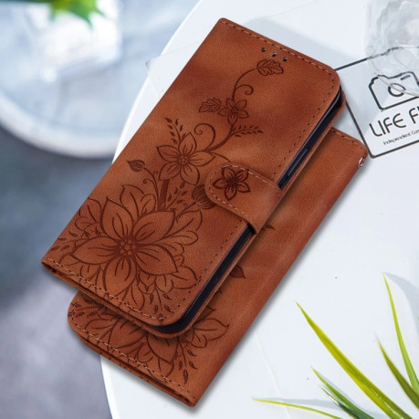 Чехол-книжка Lily Embossed Leather для Realme 12 Pro / 12 Pro+ - коричневый