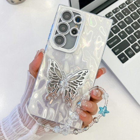 Противоударный чехол Plating Glitter Lens Film Texture Butterfly Holder Wristband для Samsung Galaxy S25 Ultra 5G - White Wrinkles