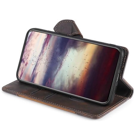 Чехол-книжка с мягким покрытием Skin Feel и магнитной застёжкой на Realme C71 4G - коричневый