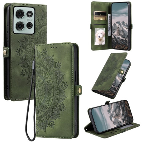 Чехол-книжка Totem Embossed Magnetic Leather для Motorola Moto G75 5G - зеленый