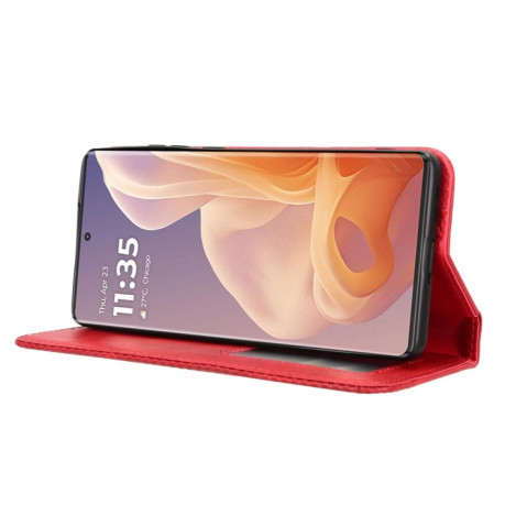 Чехол-книжка Magnetic Buckle Retro Crazy Horse Texture на Motorola Moto G85 5G / S50 Neo 5G - красный