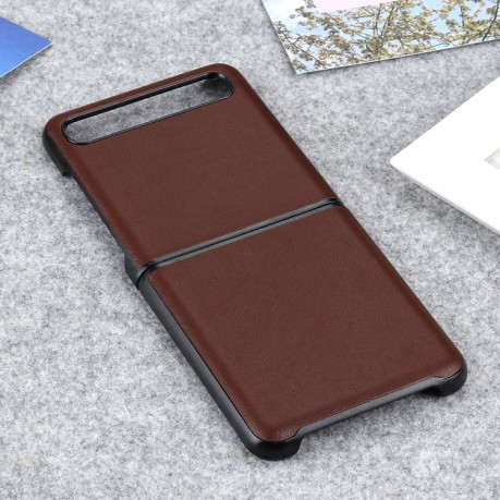 Противоударный чехол Lambskin Texture для Samsung Galaxy Z Flip- коричневый