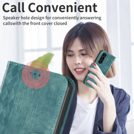 Чехол-книжка Plaid Embossed Leather для Samsung Galaxy S24 5G - зеленый