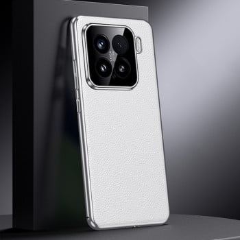 Чехол Genuine Leather для Xiaomi 15 - белый