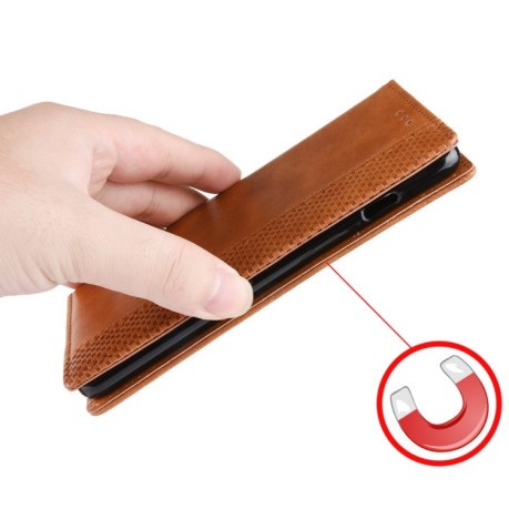 Чехол-книжка Magnetic Buckle Retro Crazy Horse Texture на Infinix Zero 30 4G - коричневый