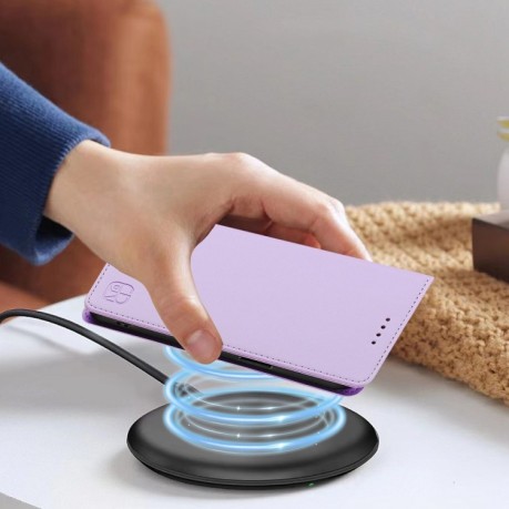 Чохол-книжка RC01 Dual-Folded Magnetic Suction RFID Leather на Motorola Moto G85 - фіолетовий