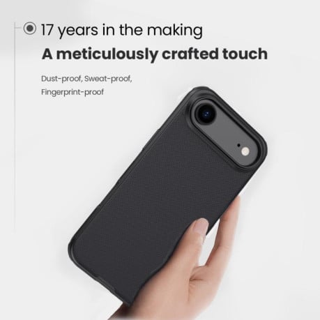 Чехол NILLKIN Frosted Shield Pro гибрид с матовым покрытием на iPhone Air - черный