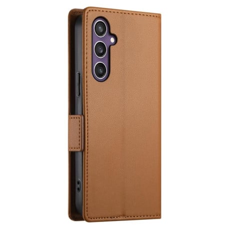 Чохол-книжка Side Buckle з магнітною застібкою та матовою шкірою на Samsung Galaxy S25 FE 5G - коричневий