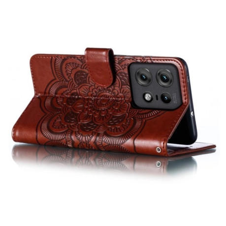 Чехол-книжка Sun Mandala Embossing Pattern для Motorola Edge 50 Pro - коричневый