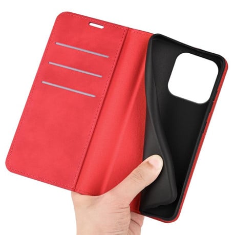 Чехол-книжка Retro Skin Feel Business Magnetic на Motorola Edge 60 Pro - красный