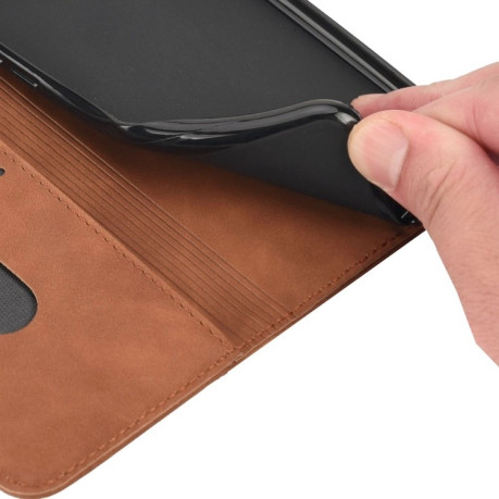 Чехол-книжка Splicing Skin Feel для Samsung Galaxy A33 5G - коричневый