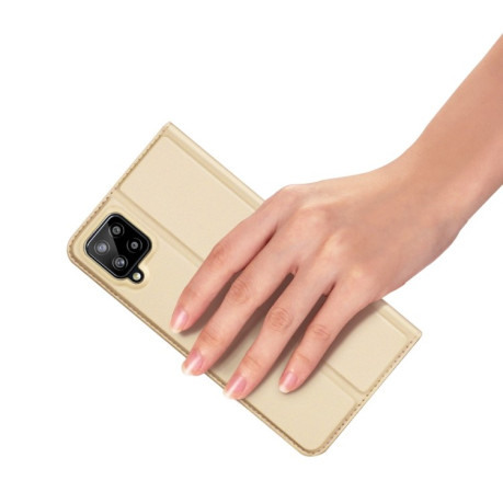 Чехол-книжка DUX DUCIS Skin Pro Series на Samsung Galaxy A12/M12 - золотой