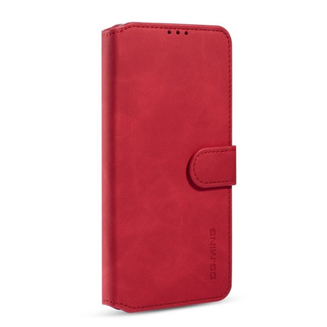 Чехол- книжка DG.MING Retro Oil Side на Samsung Galaxy A31 - красный