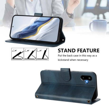 Чехол-книжка Line Splicing Buckle Retro Leather для Samsung Galaxy M06 5G - синий