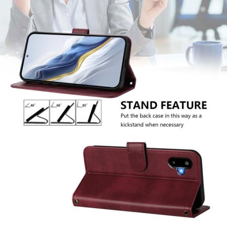 Чехол-книжка Line Splicing Buckle Retro Leather для Samsung Galaxy M06 5G - винно-красный