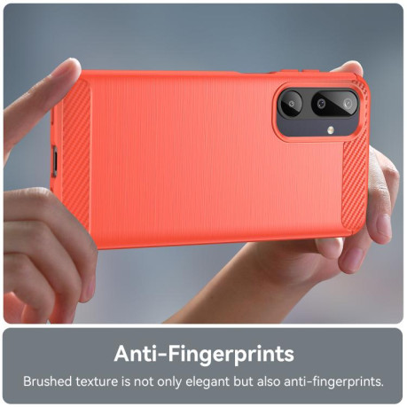Противоударный чехол Brushed Texture Carbon Fiber на Samsung Galaxy M16 5G - красный