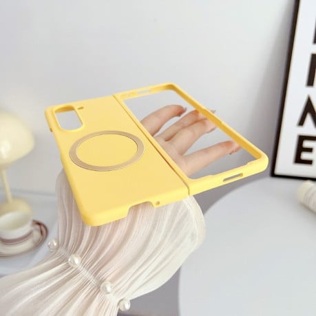 Противоударный чехол Skin Feel MagSafe Magnetic для Samsung Galaxy  Fold 6 - желтый