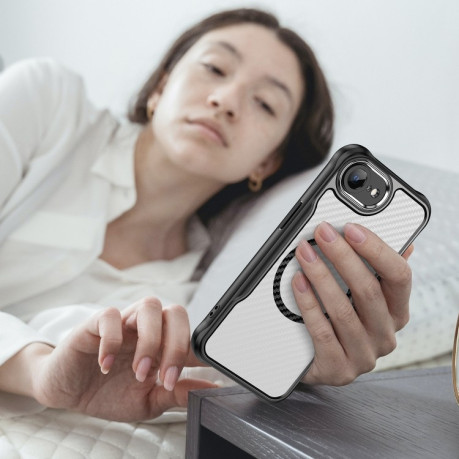 Ударозахисний чохол Carbon Fiber Texture MagSafe Translucent на iPhone 16e - чорний