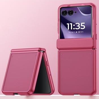 Матовый чехол Escase с софт-тач покрытием на Motorola Razr 70 — красный