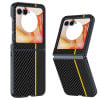 Протиударний чохол Carbon Fiber Texture Printing на Motorola Razr 50 5G - жовтий